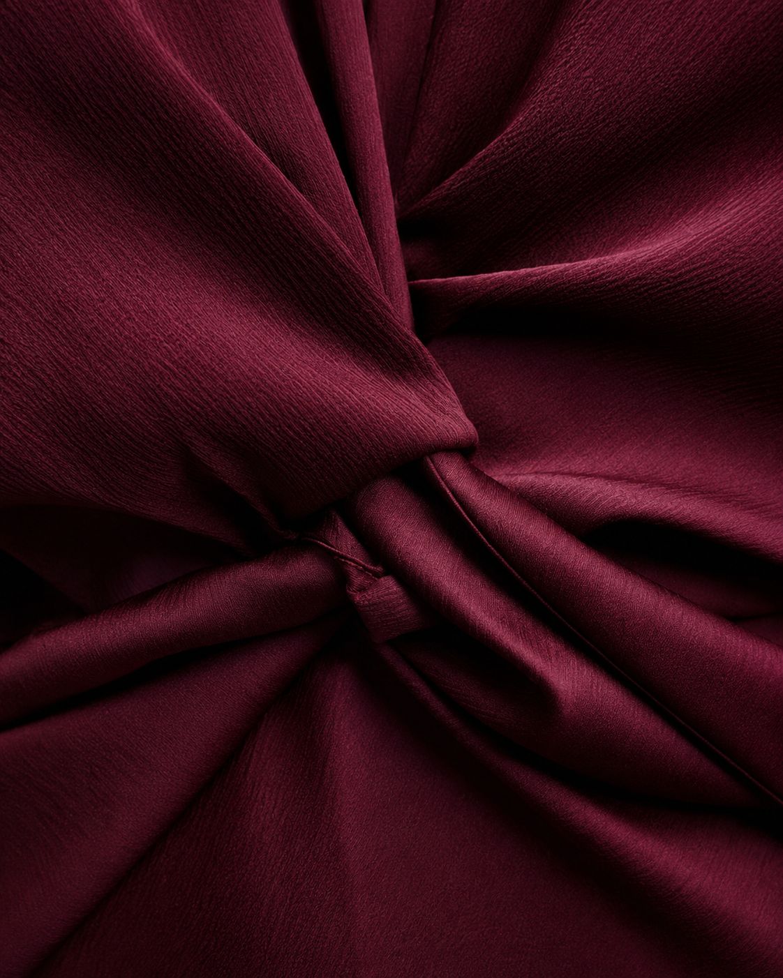 Vestido Satinado Nudo