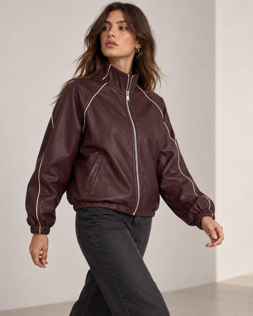 Chaqueta Bomber Efecto Piel con Ribetes