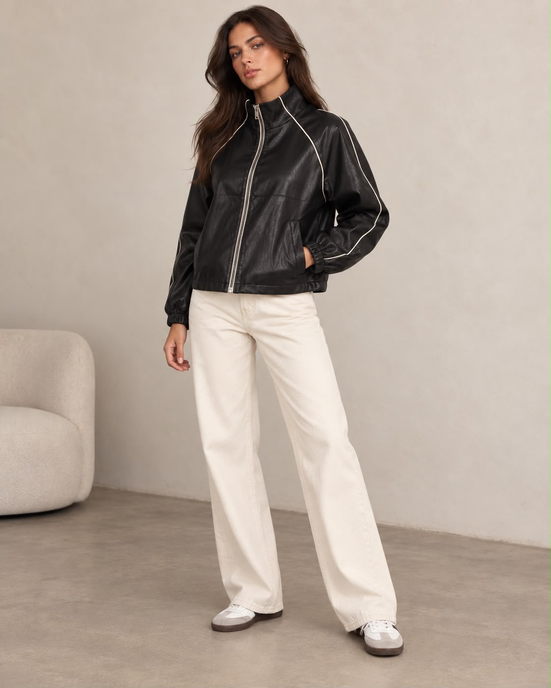 Chaqueta Bomber Efecto Piel con Ribetes